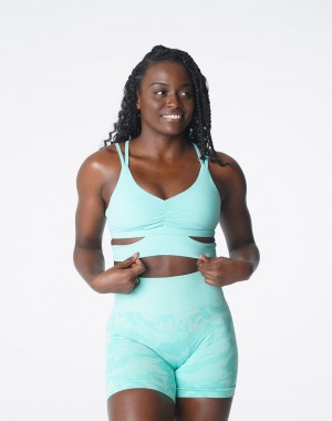 Women's NVGTN Revolve Sports Bras Mint | GRVL-45723