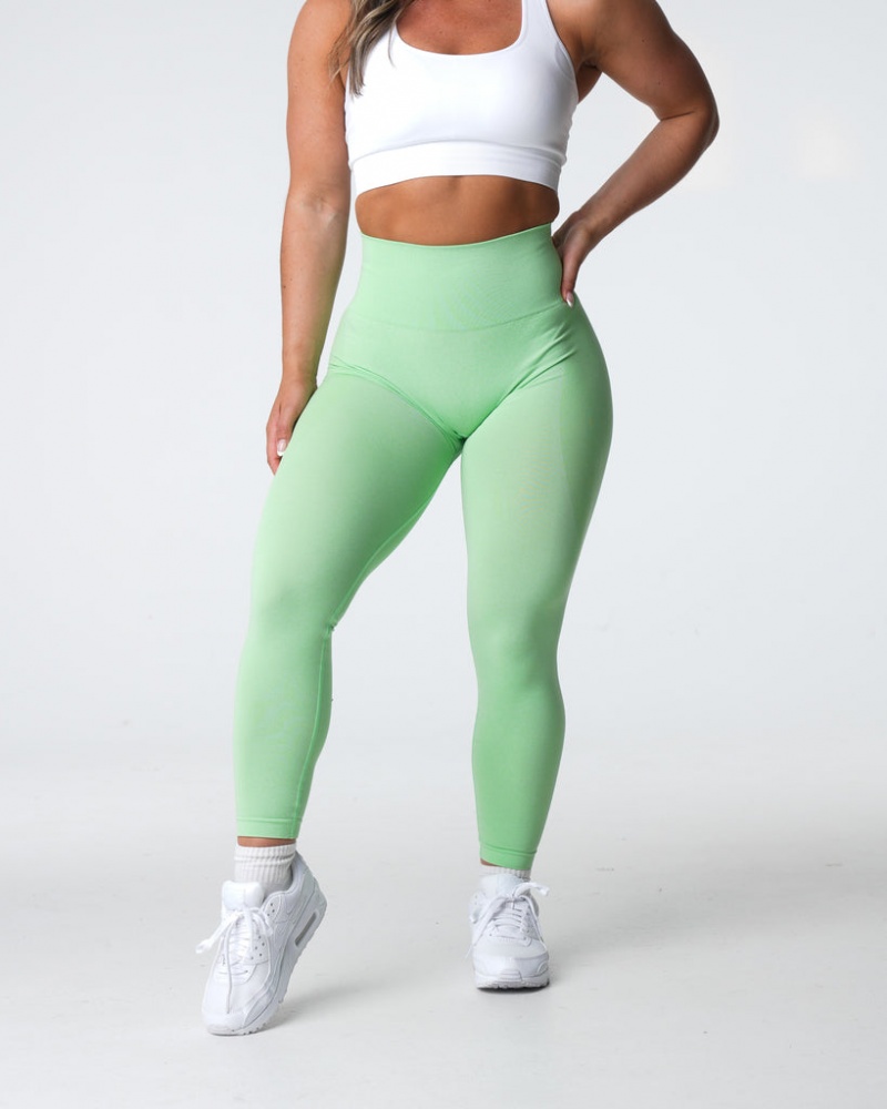 Women's NVGTN Contour Seamless Leggings Green | HYVN-48129