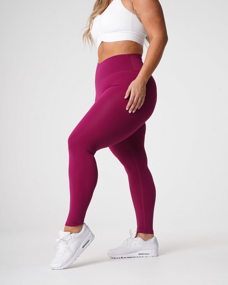 Women's NVGTN Signature 2.0 Leggings Fuchsia | WVJH-58261