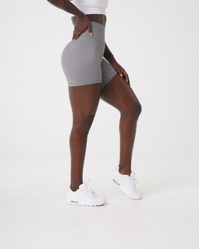 Women's NVGTN Signature 2.0 Shorts Grey | FJGD-08624