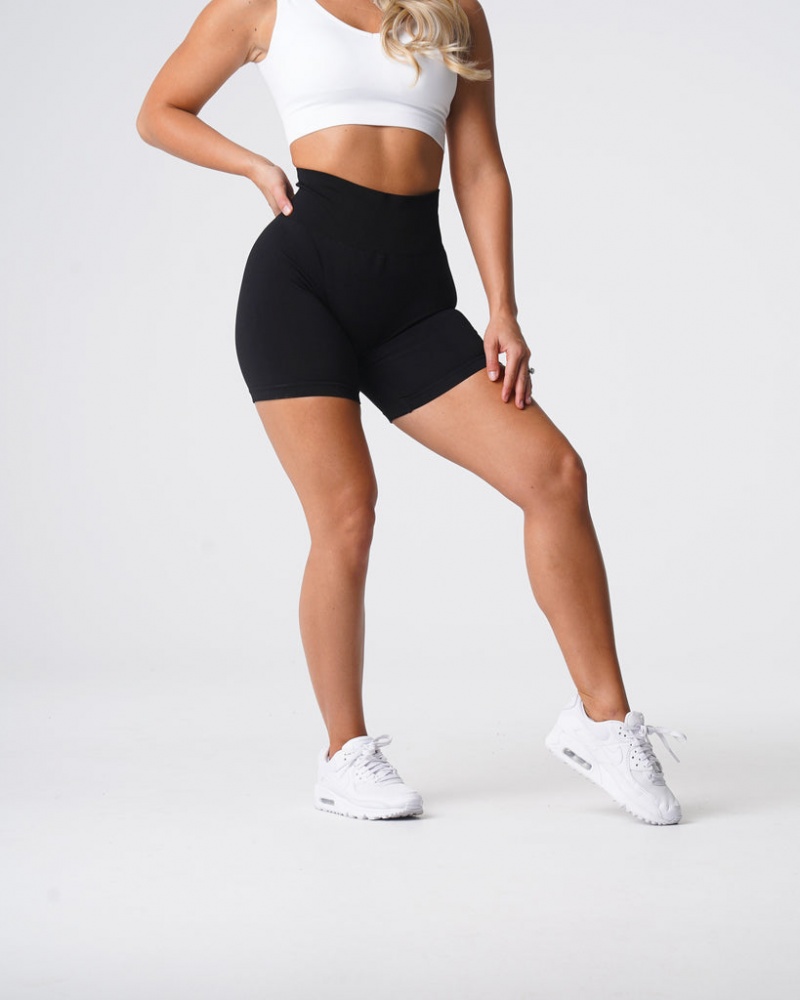 Women's NVGTN Solid Seamless Shorts Black | QIUH-24963